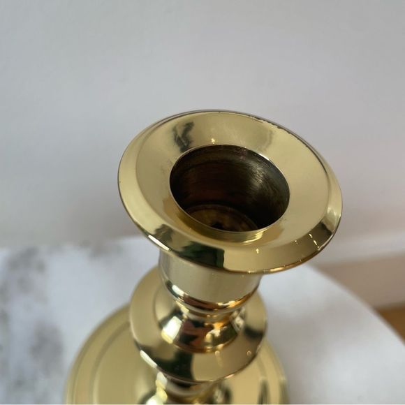 Heavy duty brass‎ candlestick holder like  new - Picture 2 of 4